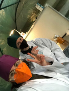 Metamimicry uses the temporary lab to make liquid culture.