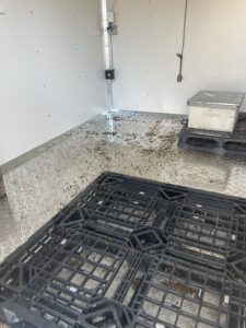 Nurse bee loss inside the overwintering unit.