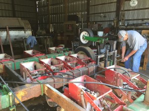 fabricating cover crop planter