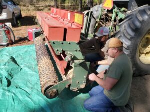 Calibration of the Brillion seeder used for plot establishment in pine and hardwood areas