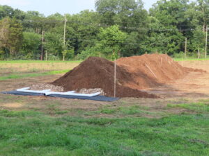 SHAPING MANURE 